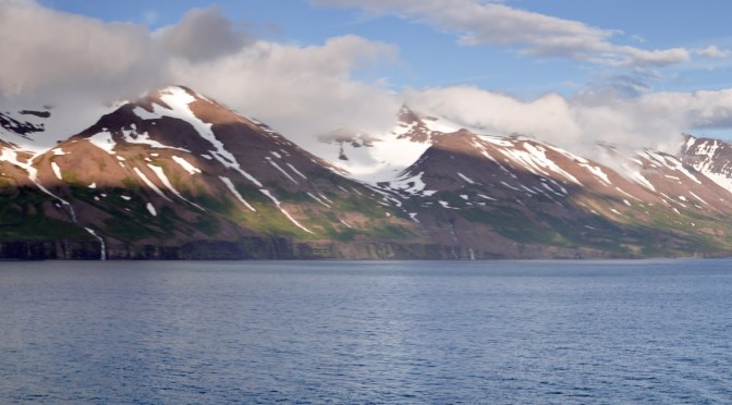 akureyri-landscape-panorama